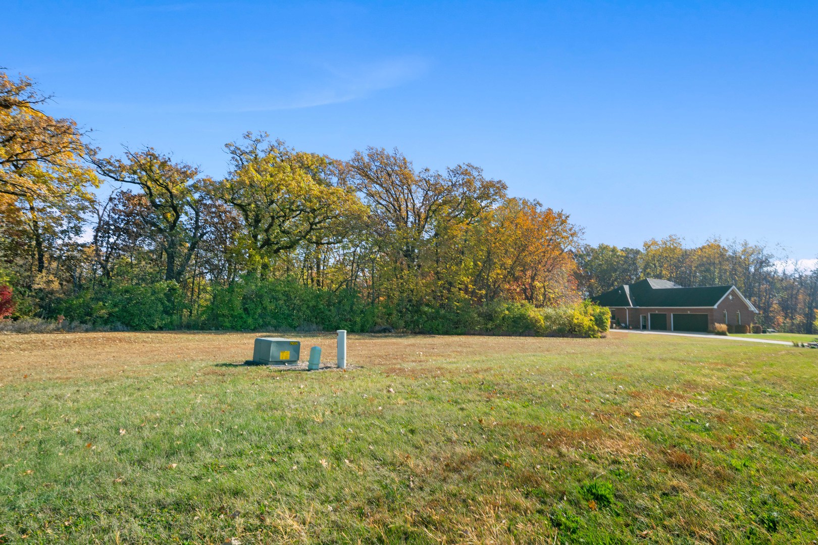 main property photo 13