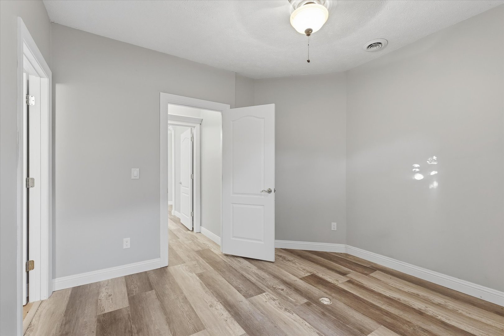 main property photo 67