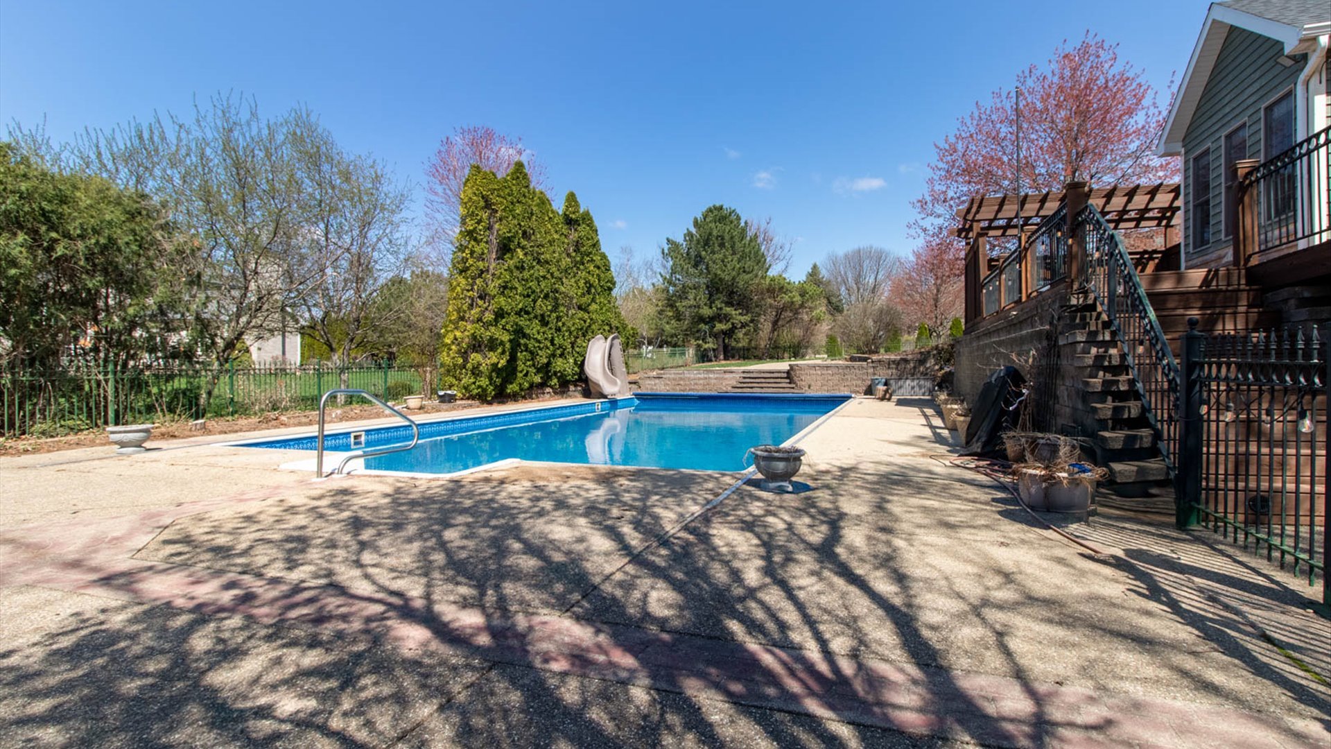 main property photo 73