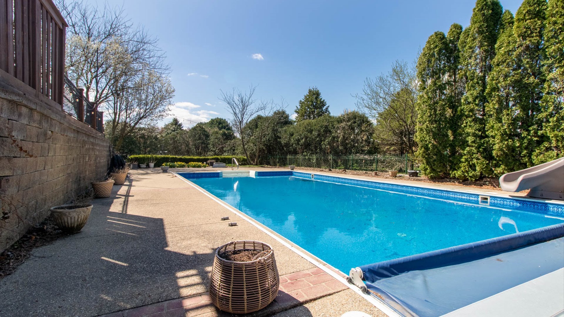 main property photo 75