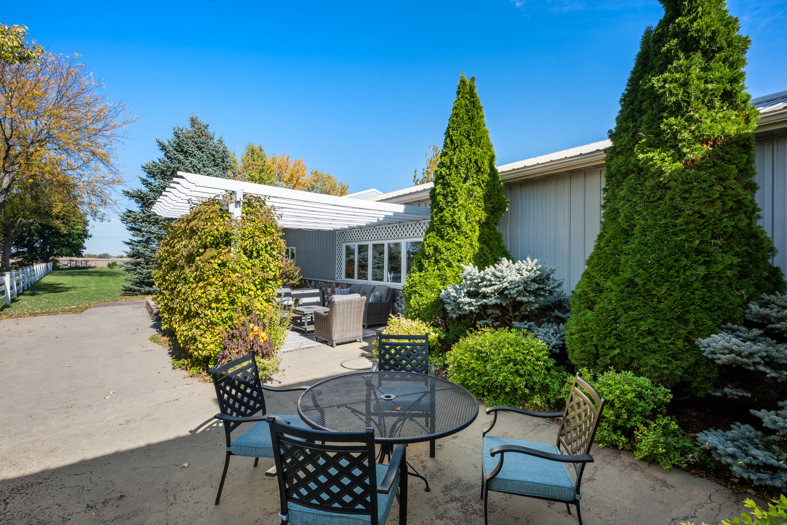 main property photo 26