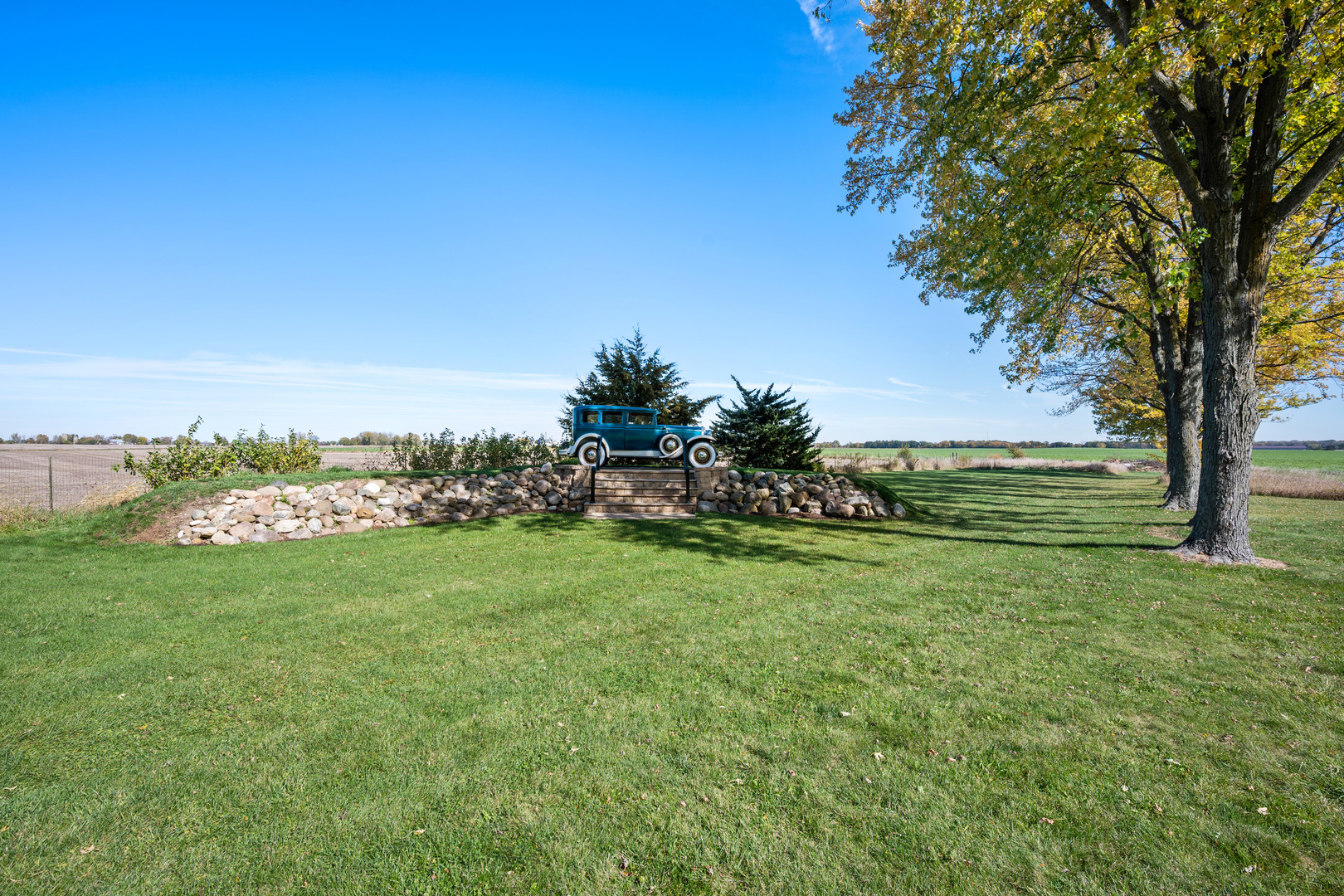 main property photo 99