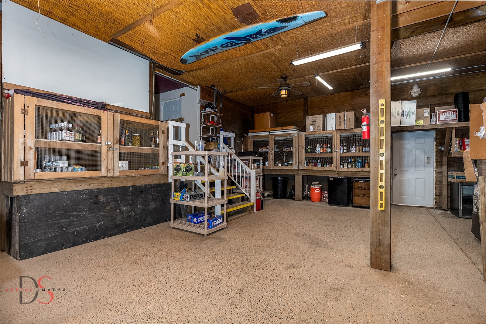 main property photo 25