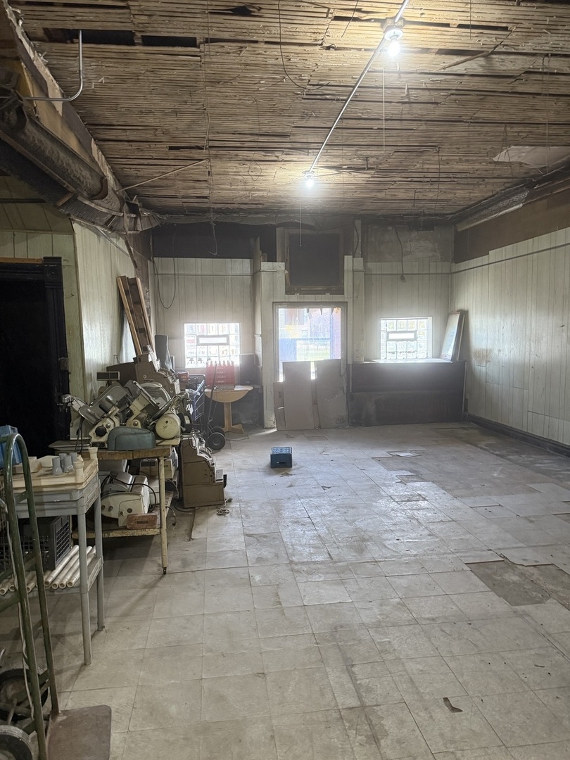 main property photo 70