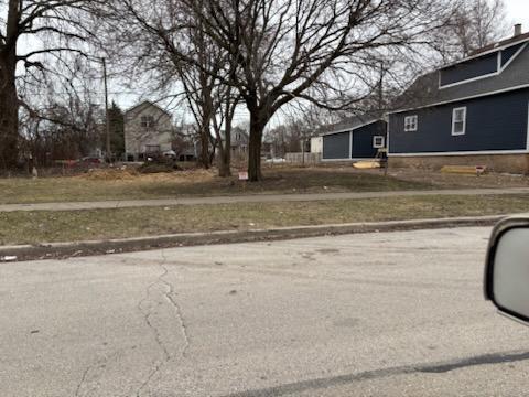 main property photo 3