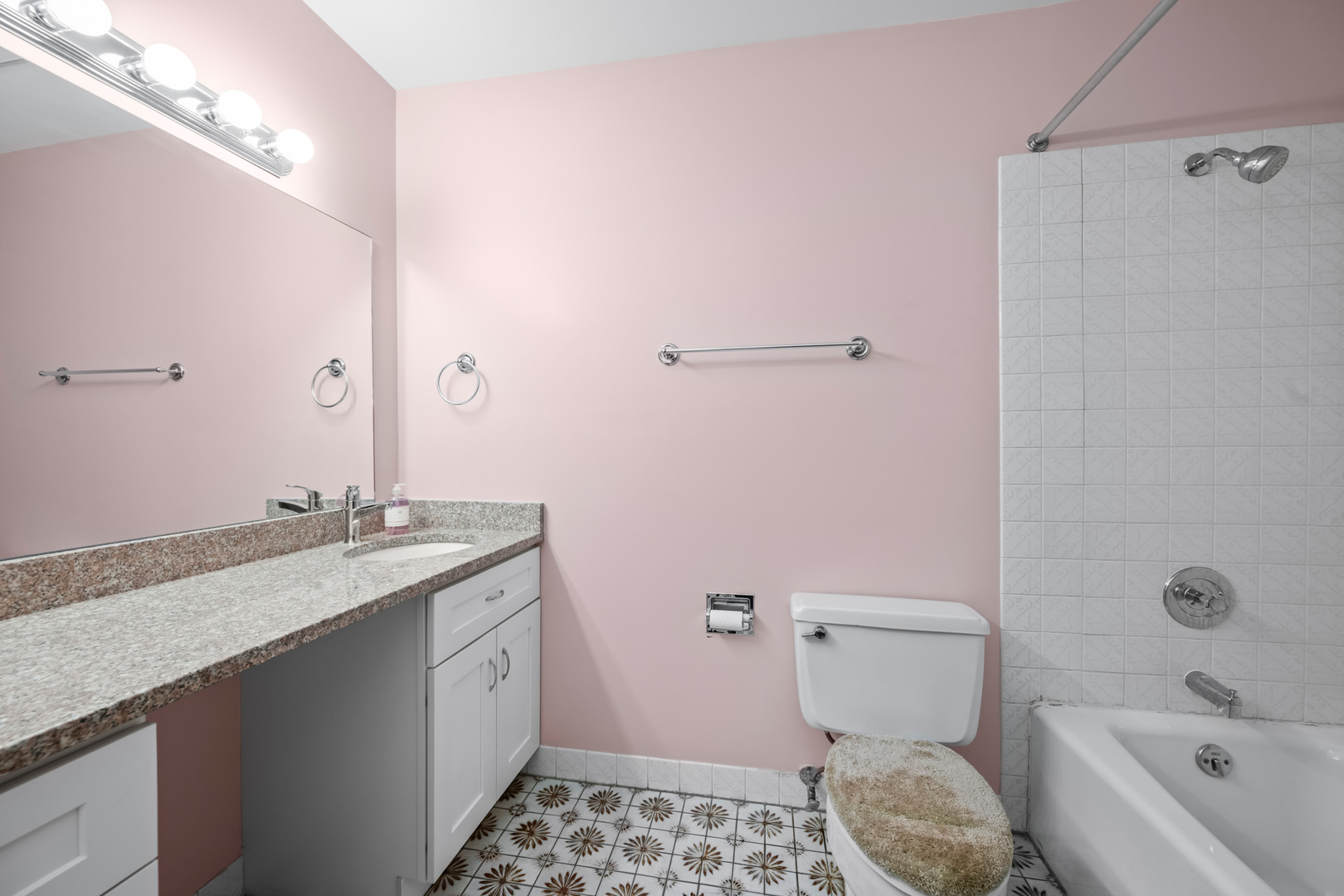 property viewer photo 16