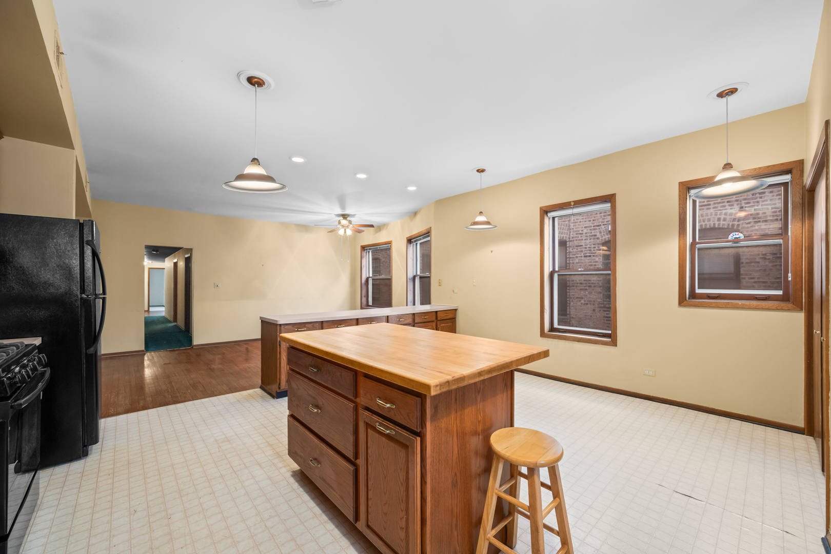 property viewer photo 8