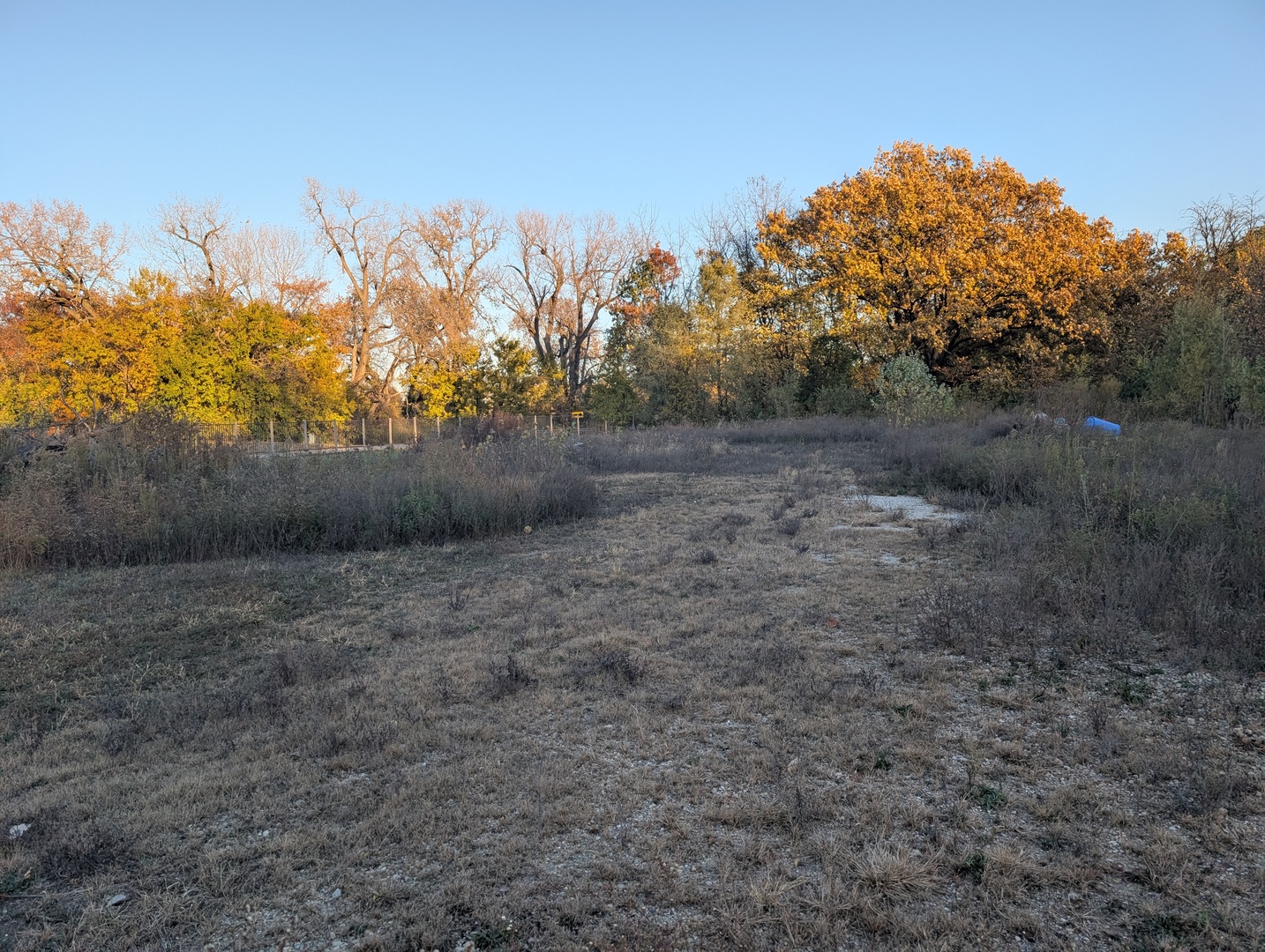 main property photo 6