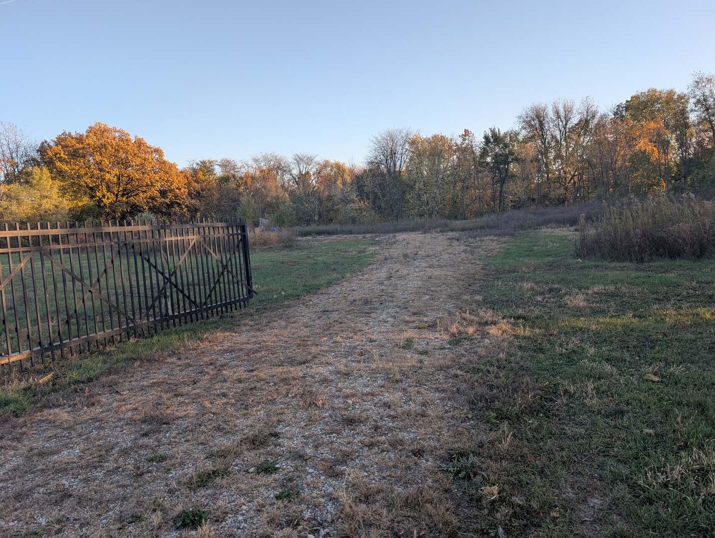 main property photo 9