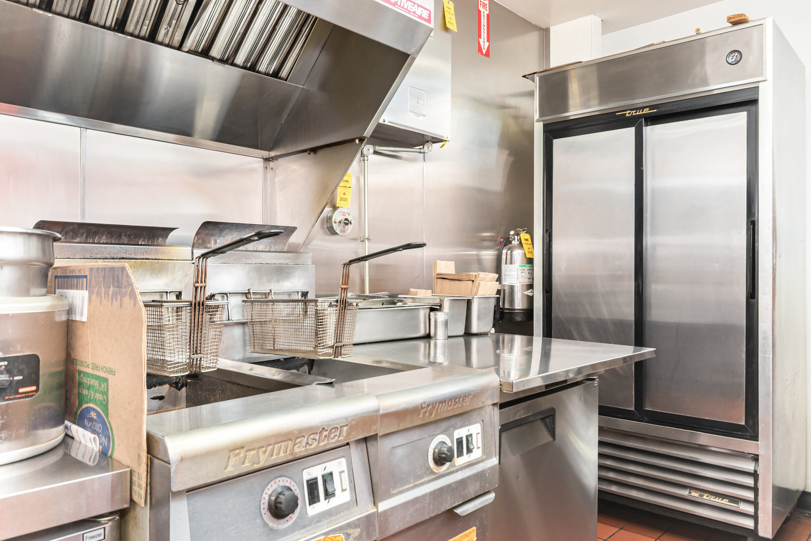 main property photo 15