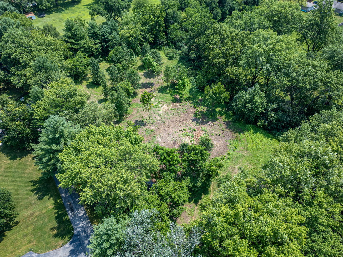 main property photo 16