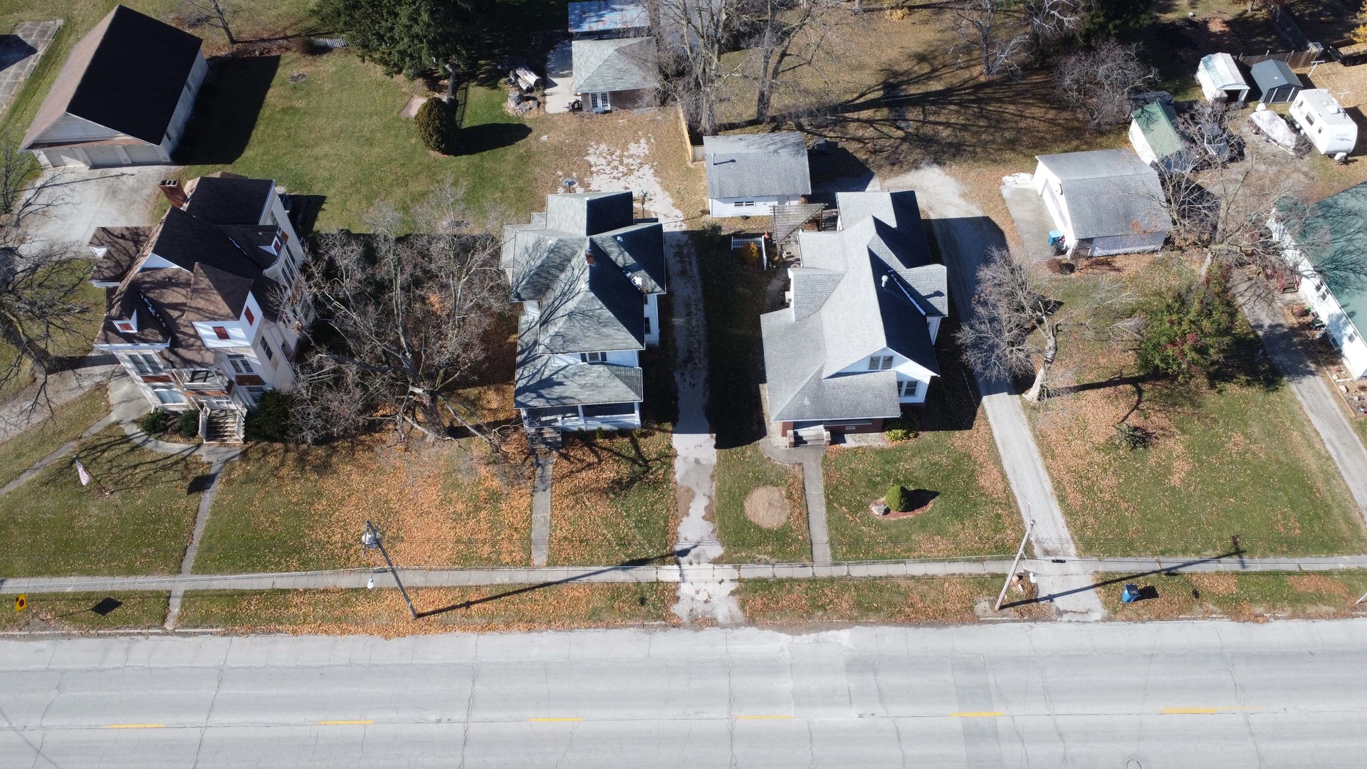 main property photo 13