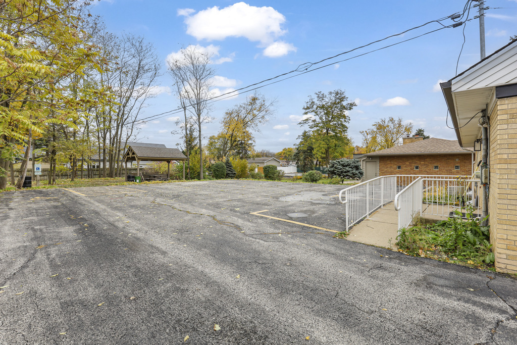 main property photo 29
