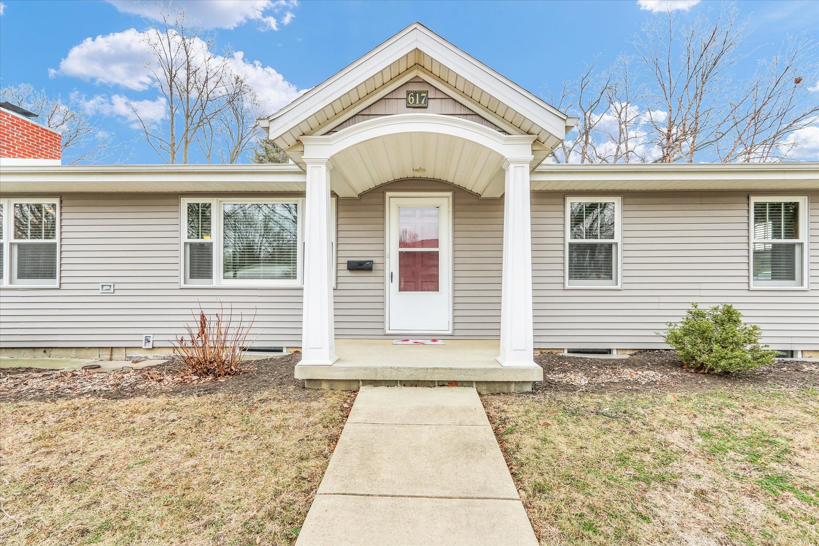 property viewer photo 1