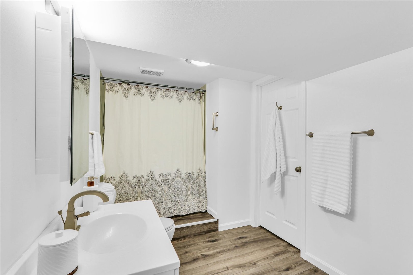 property viewer photo 21