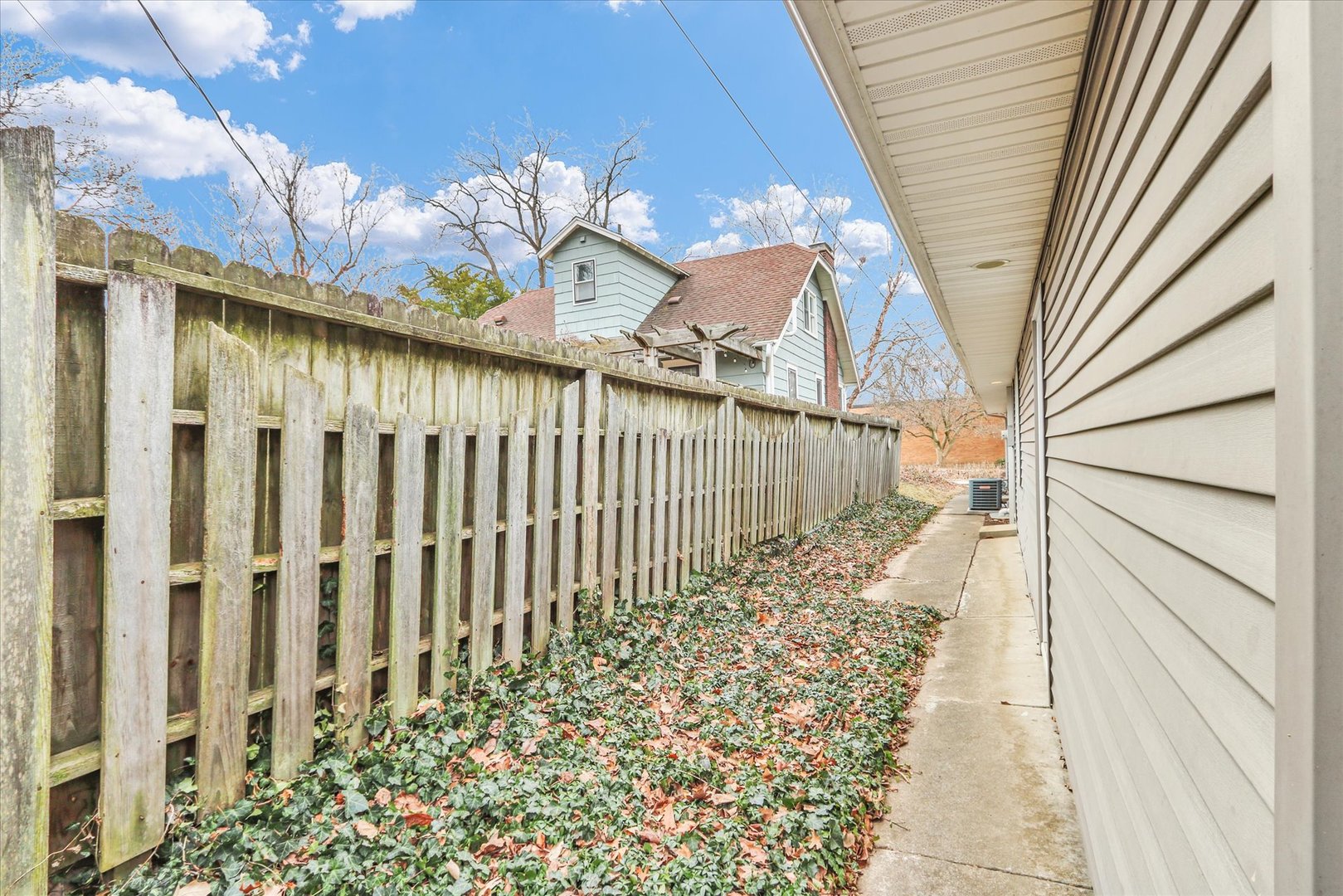 property viewer photo 25