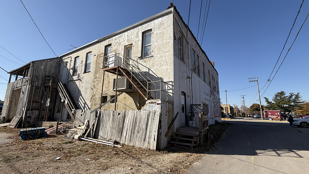 main property photo 17