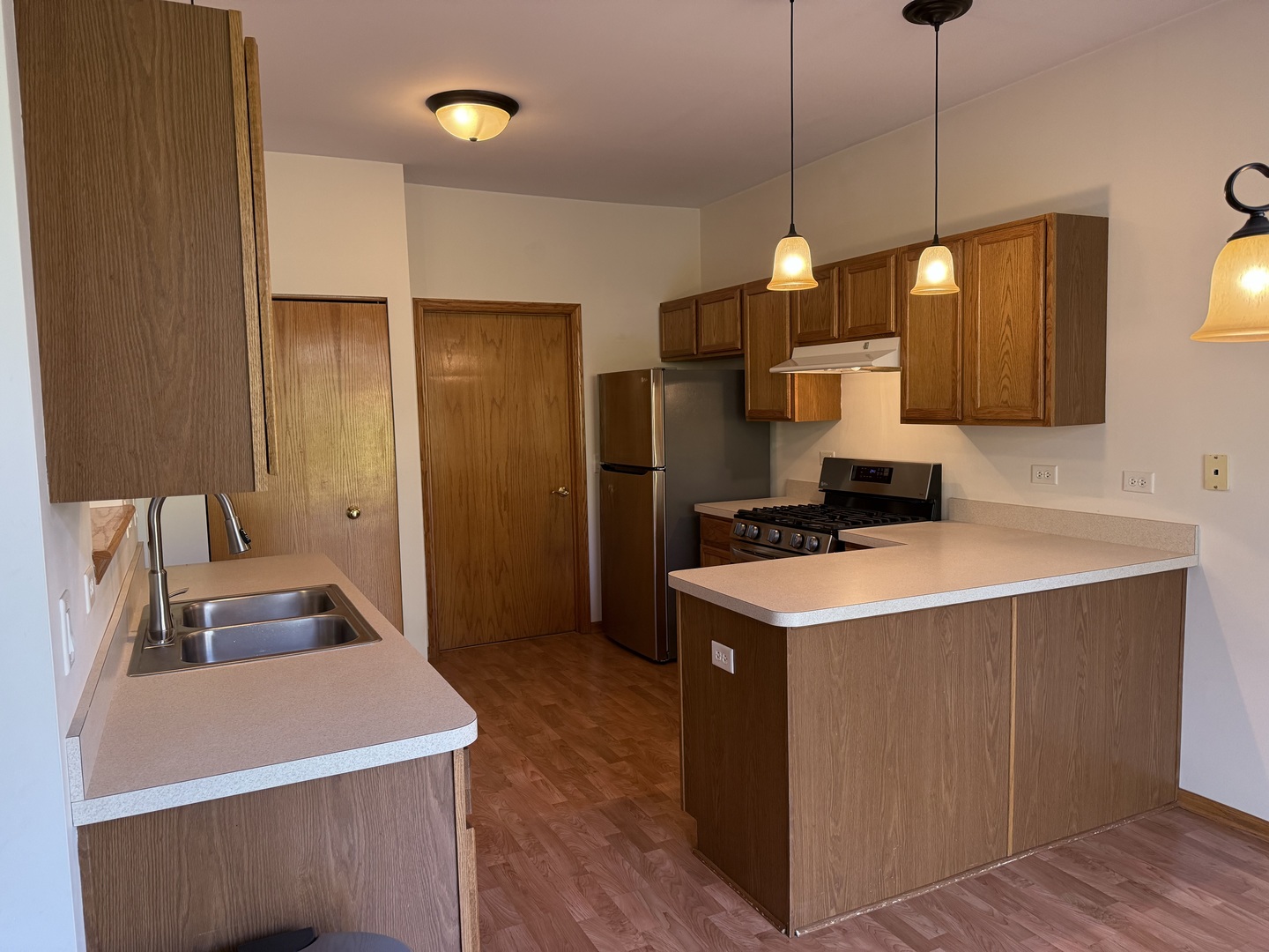 main property photo 5