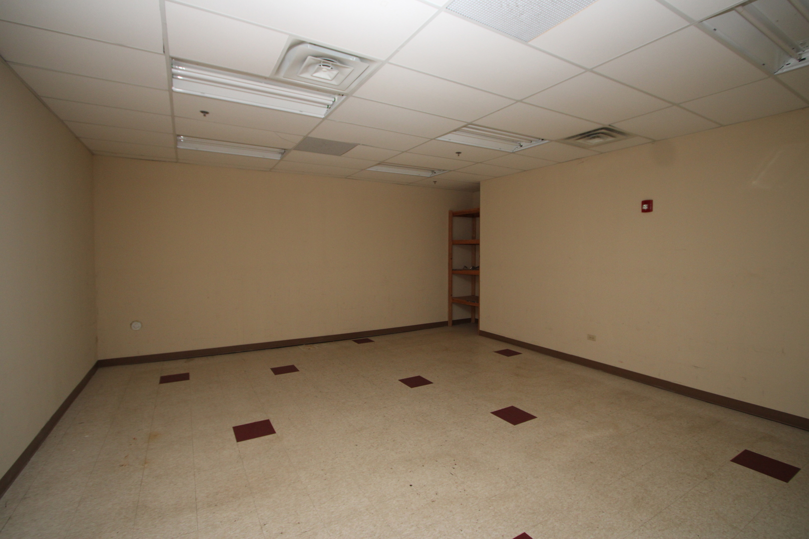 main property photo 9