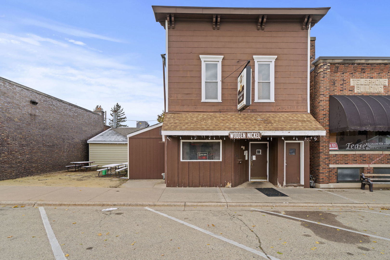 main property photo 34