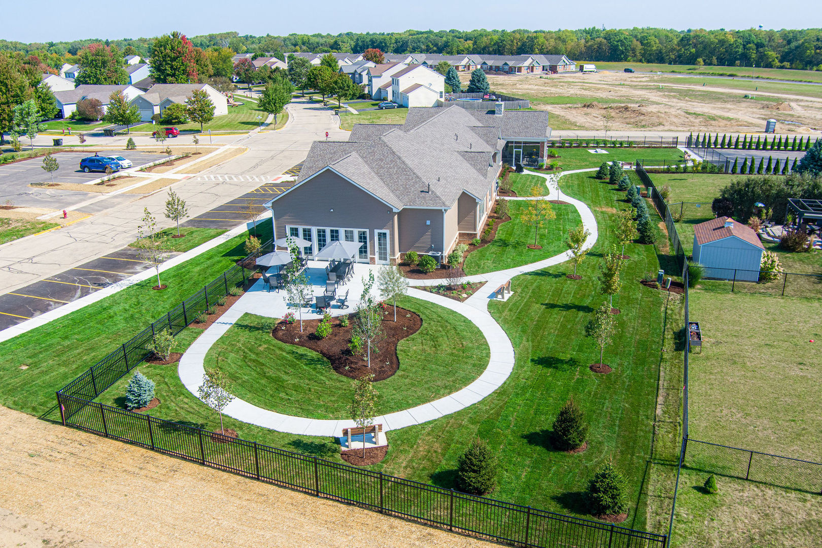 main property photo 30