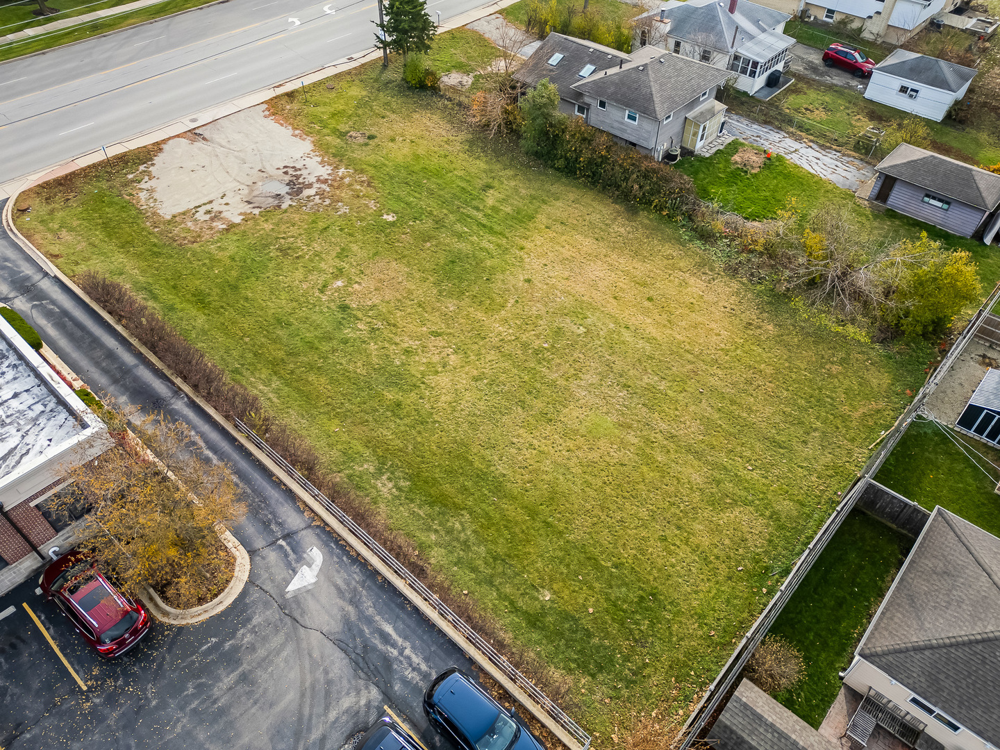 main property photo 9