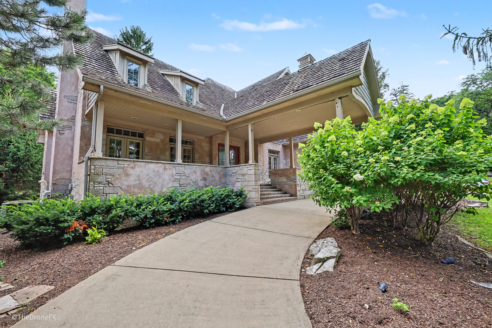 main property photo 1