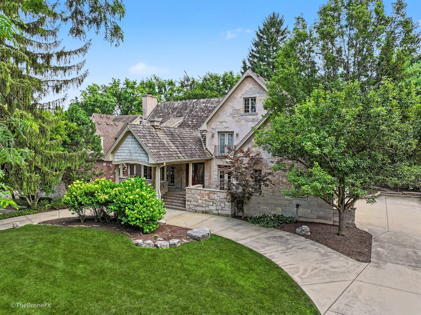 main property photo 40