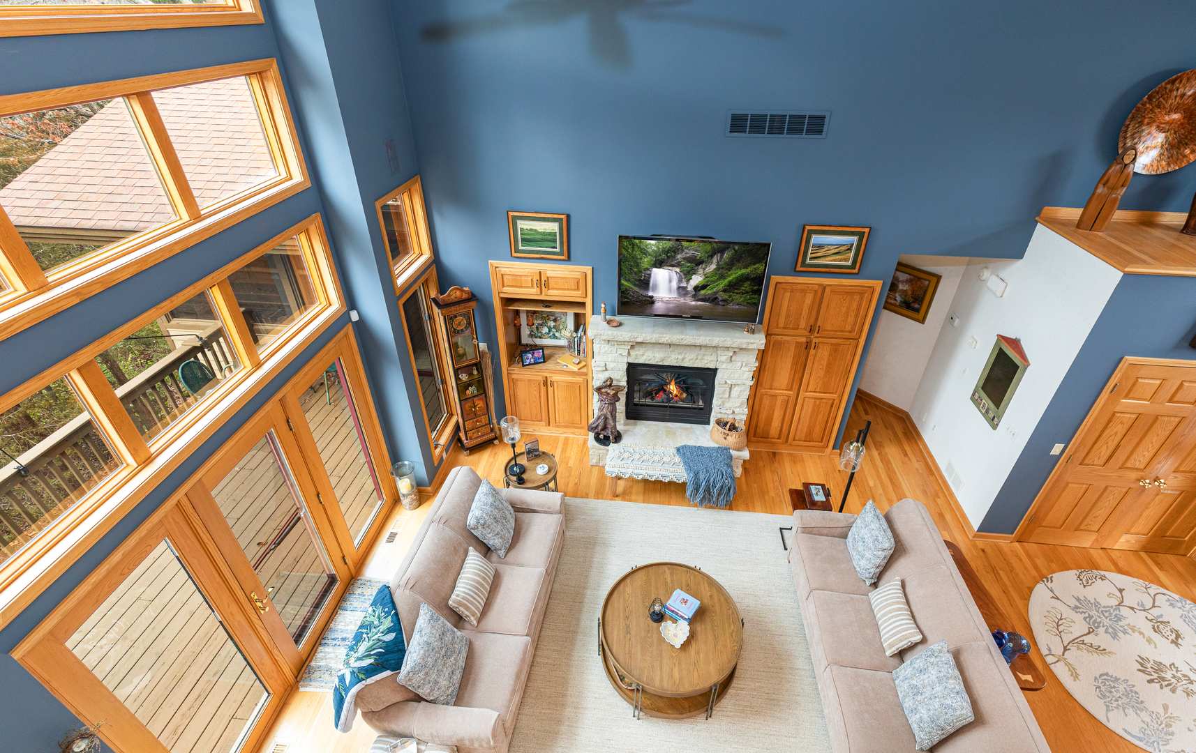 main property photo 29