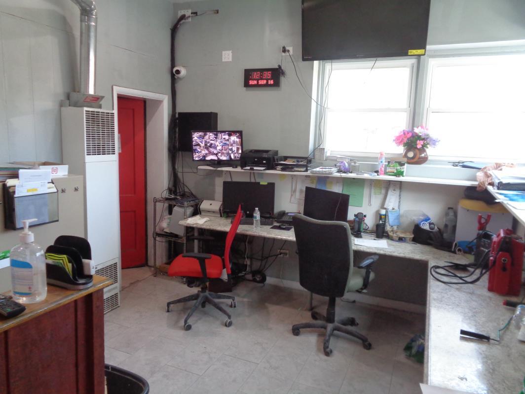 main property photo 10