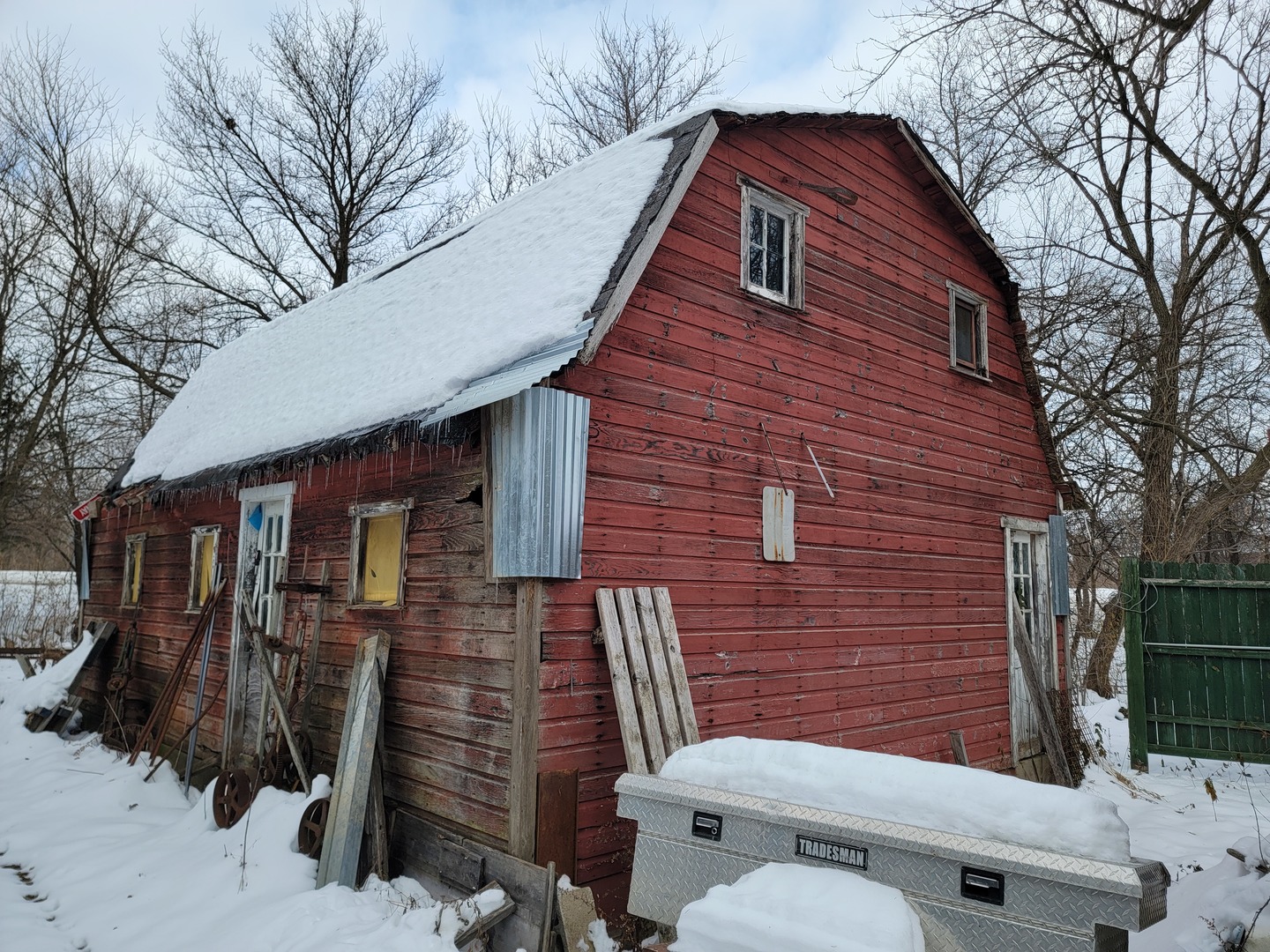main property photo 8