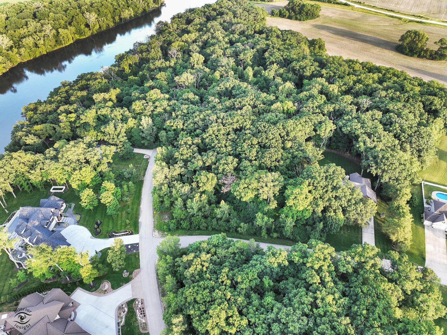 main property photo 10