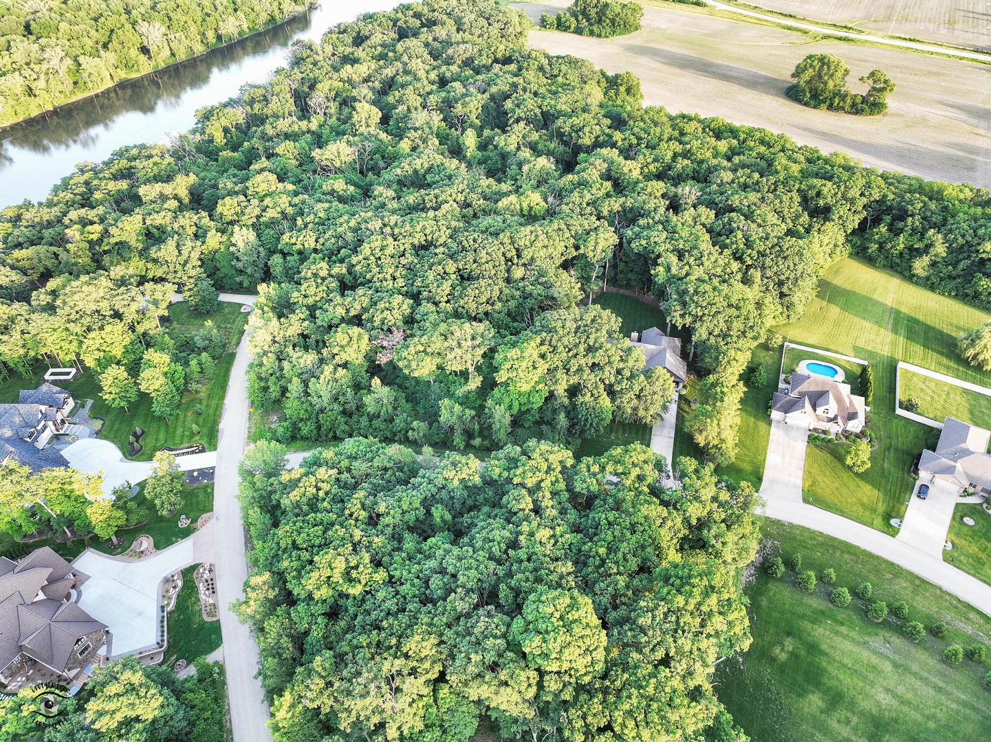 main property photo 13