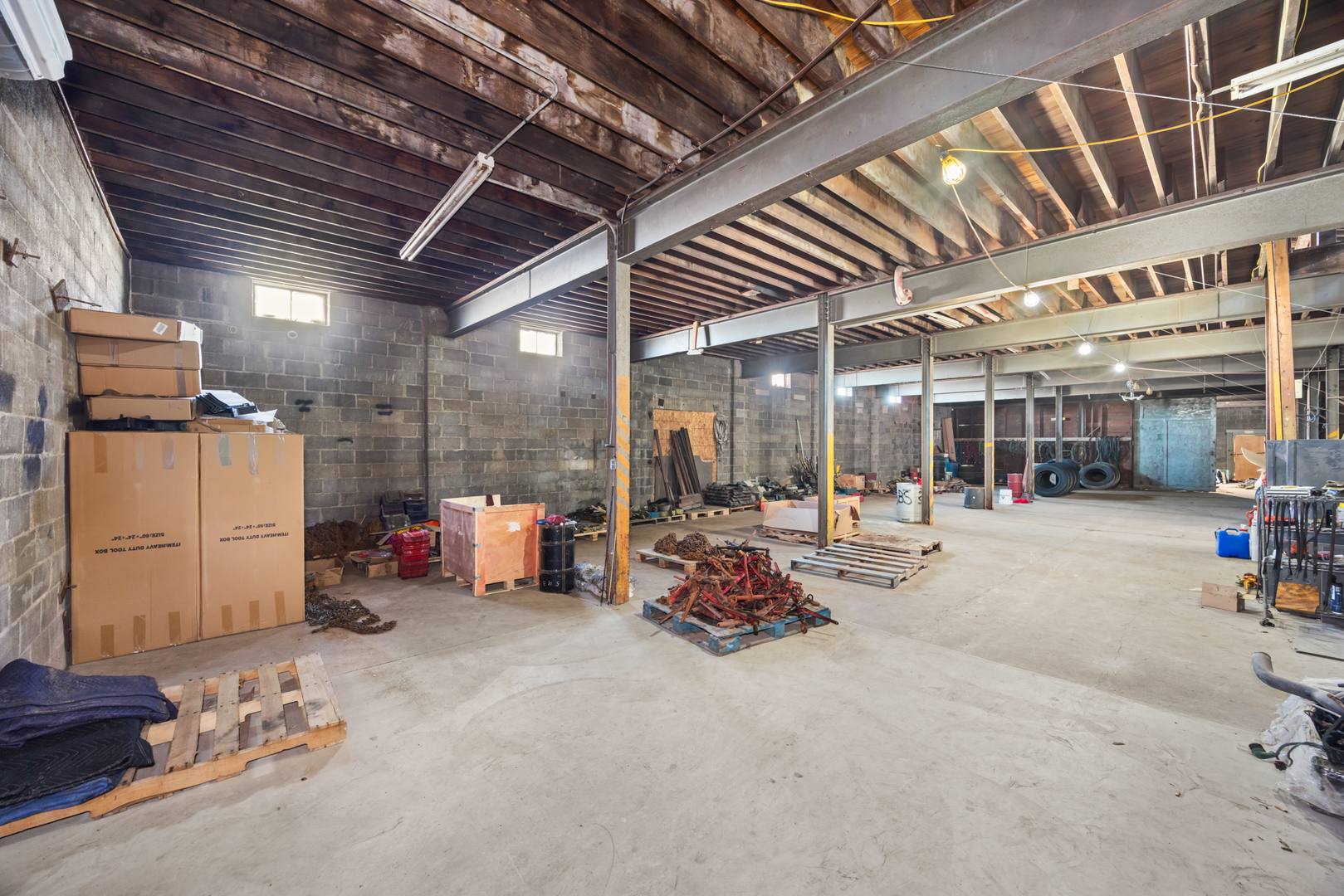 main property photo 19