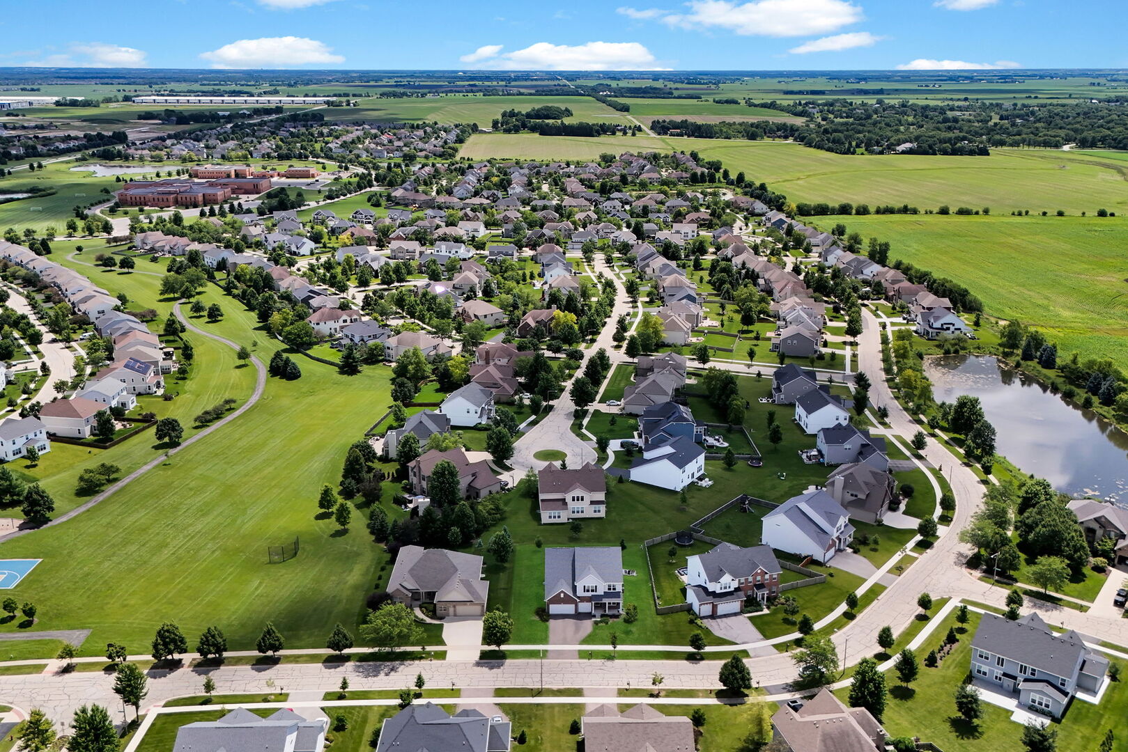 main property photo 37
