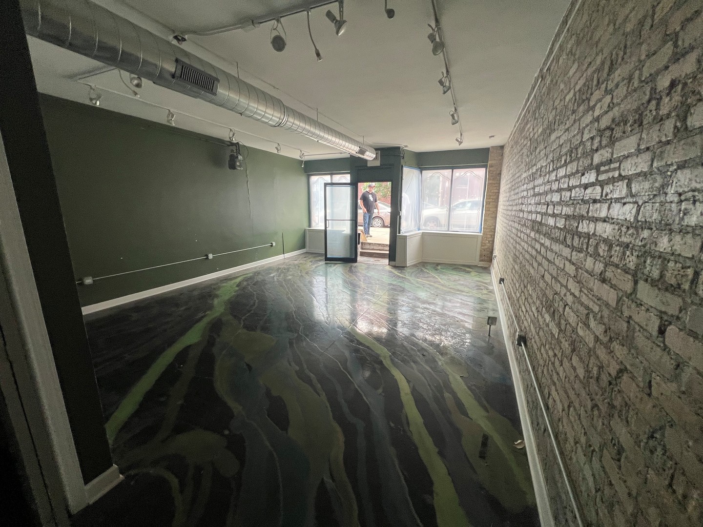 main property photo 15