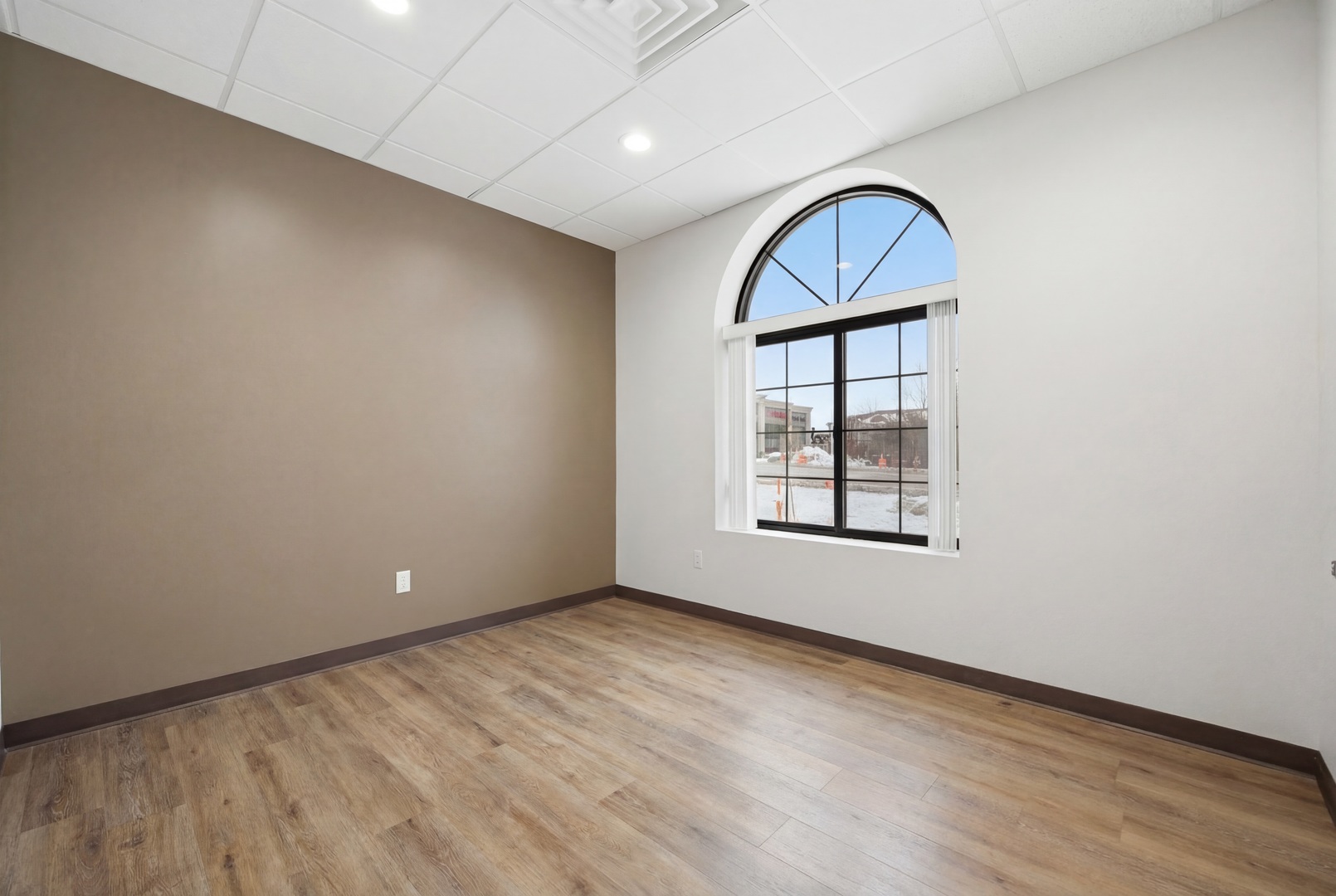 main property photo 61