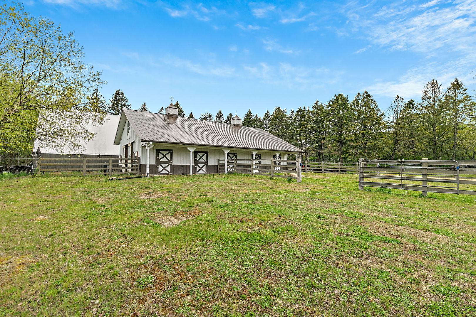 main property photo 57