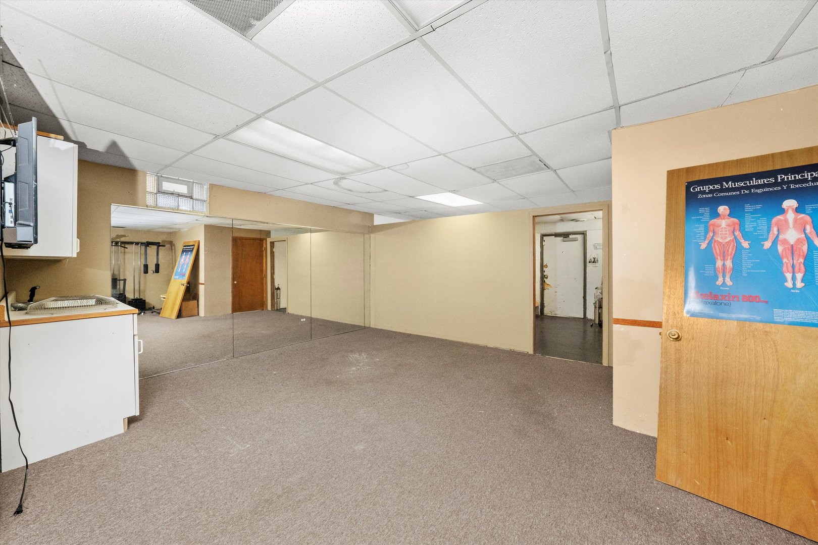 main property photo 14