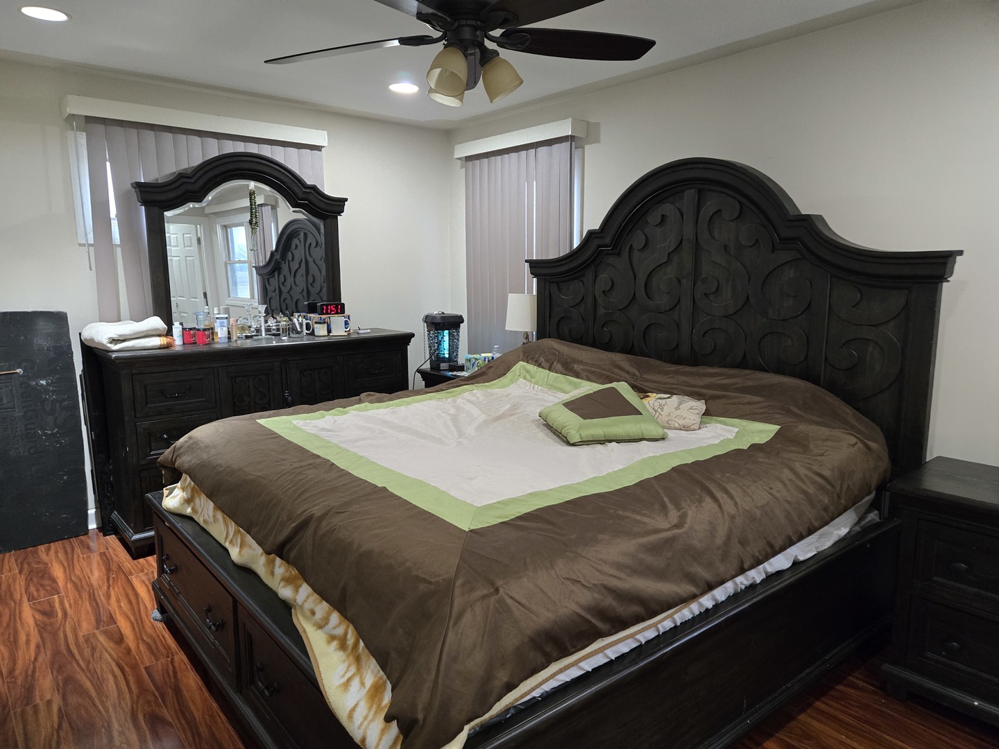 main property photo 13