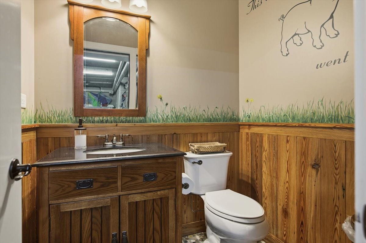 main property photo 60