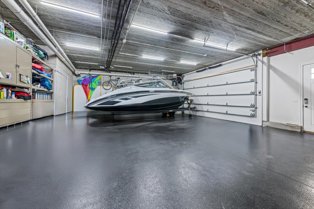 main property photo 74