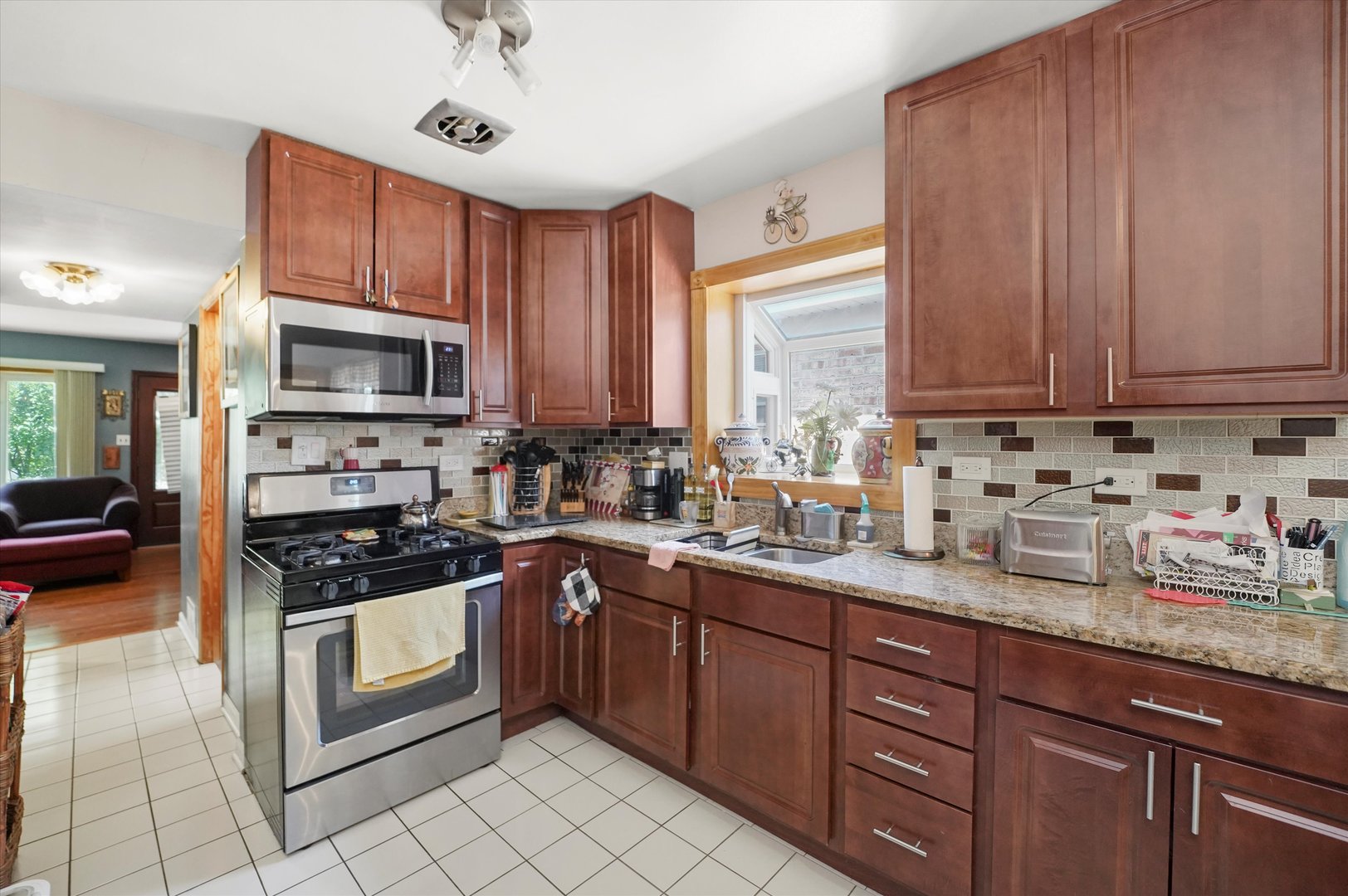 main property photo 5