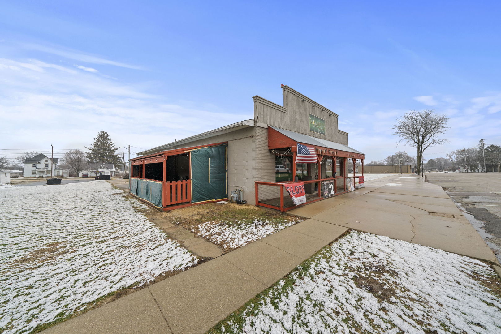 main property photo 38