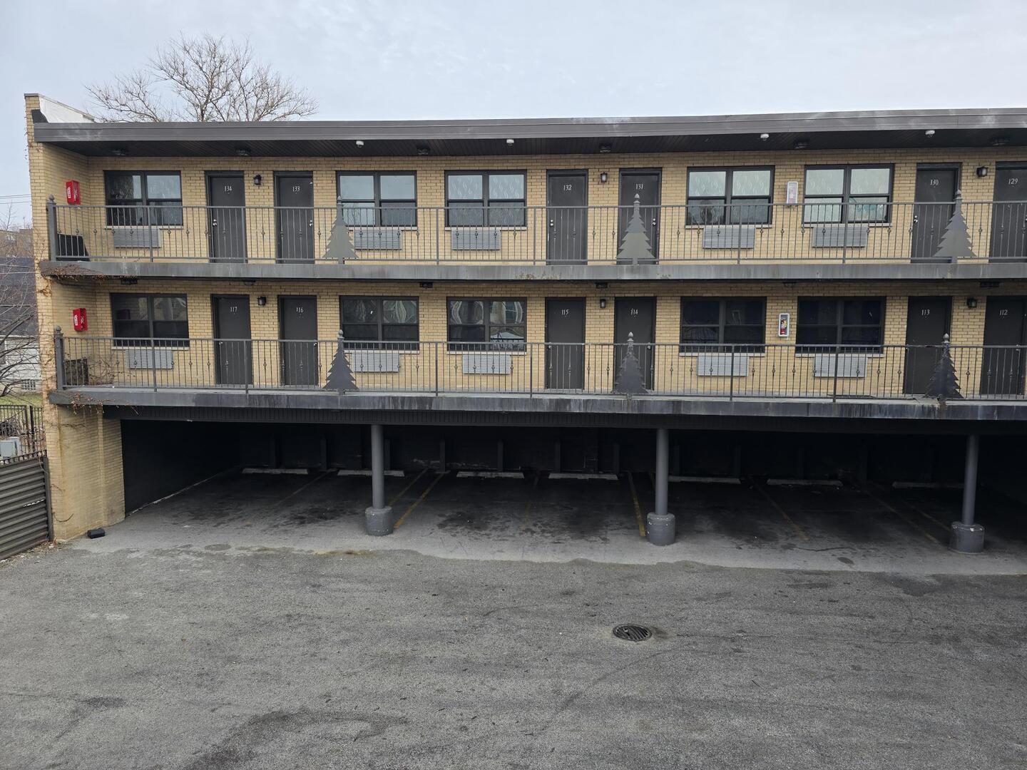 main property photo 8