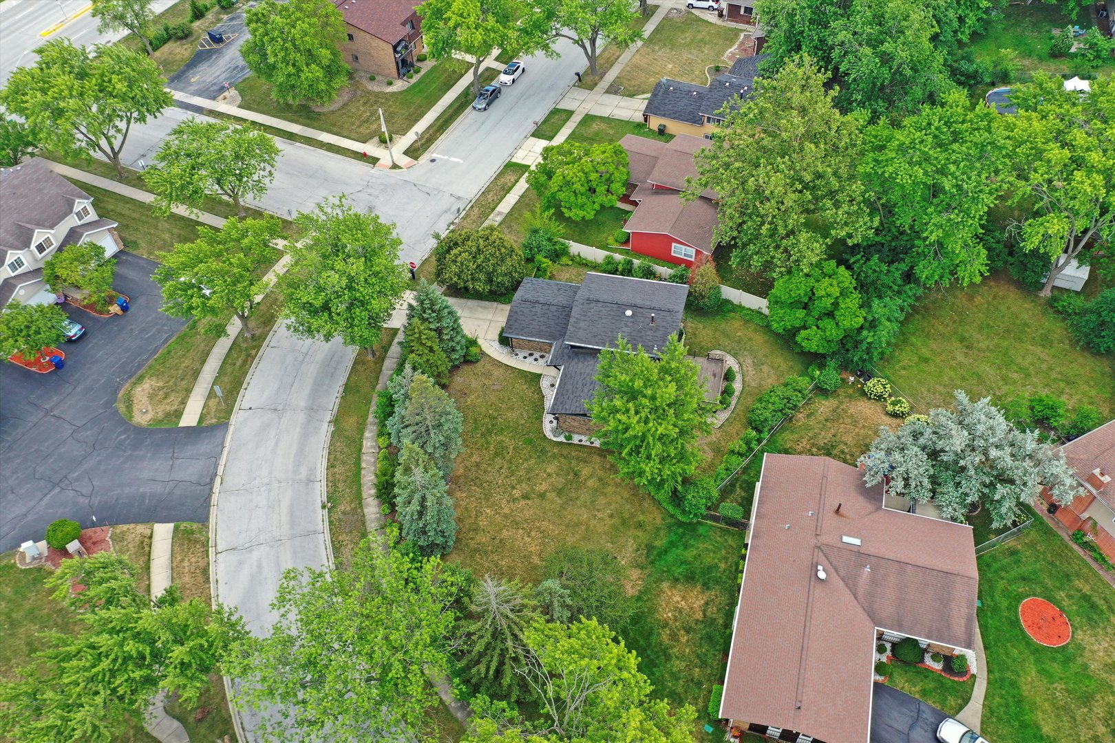 main property photo 50