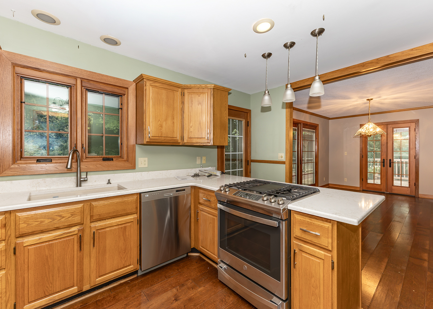 main property photo 11