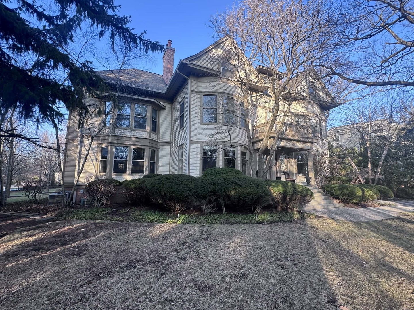 main property photo 2