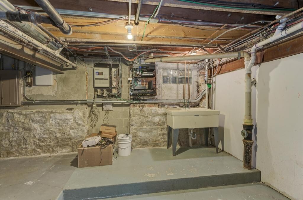 main property photo 72
