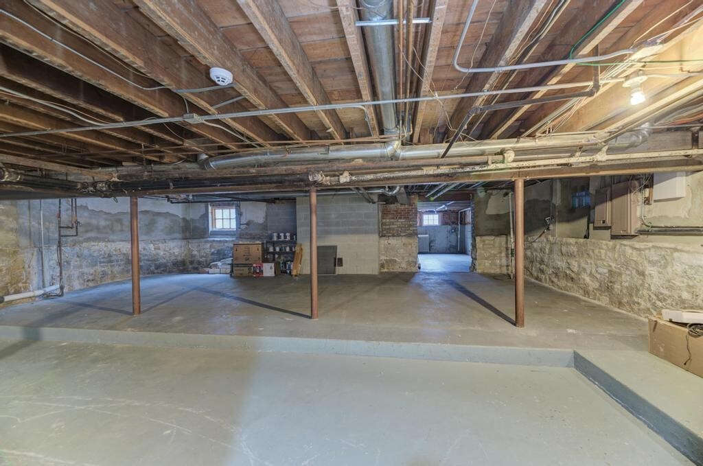 main property photo 73